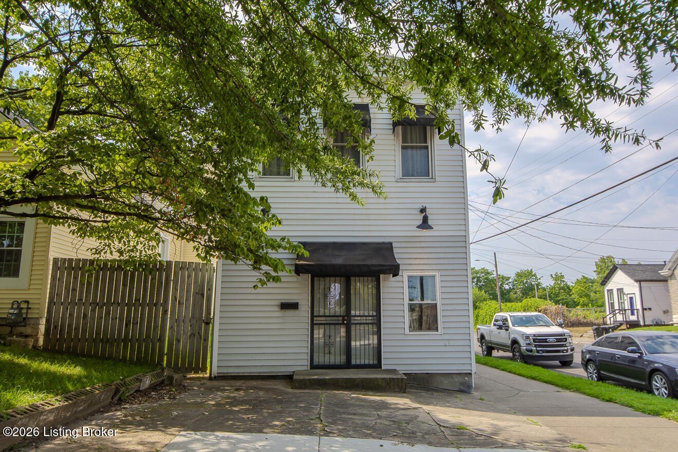 1000 E Caldwell St #3 – photo 3
