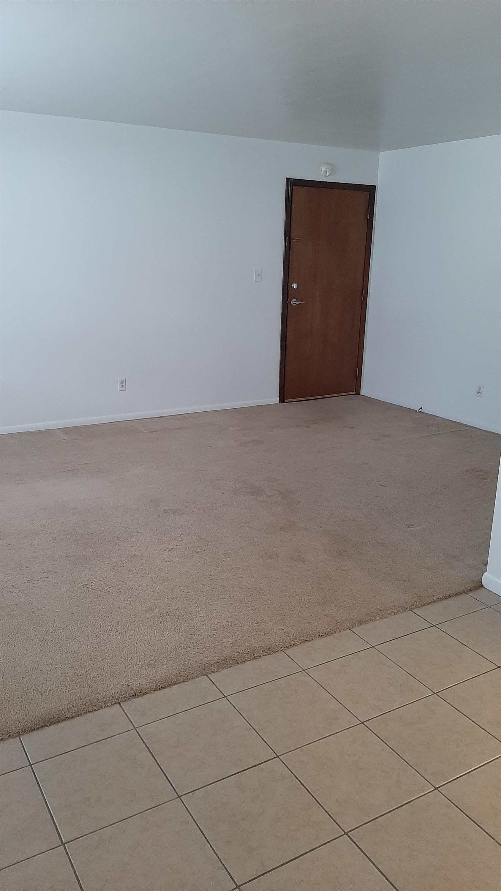 143 Lynwood Manor unit MANOR-1 – photo 3