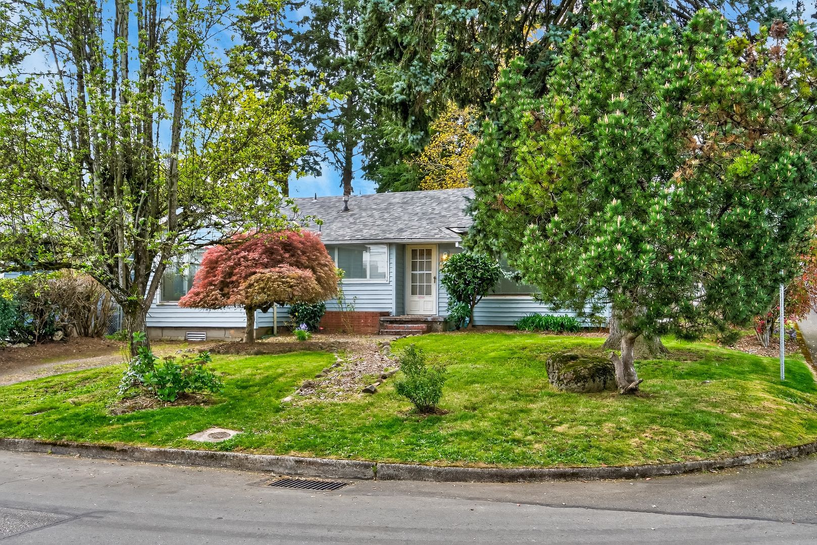 345 NW Norman Ave – photo 2