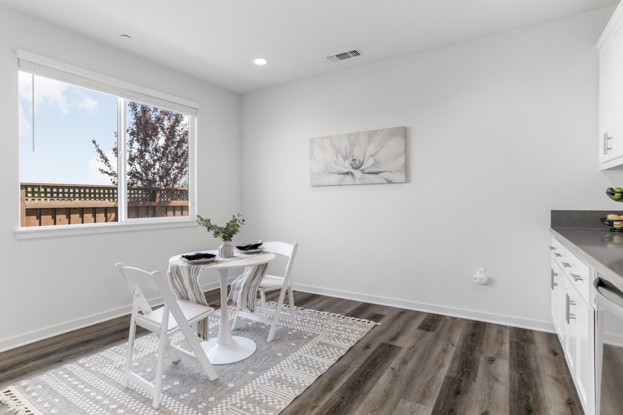 3104 Needham Ave – photo 2