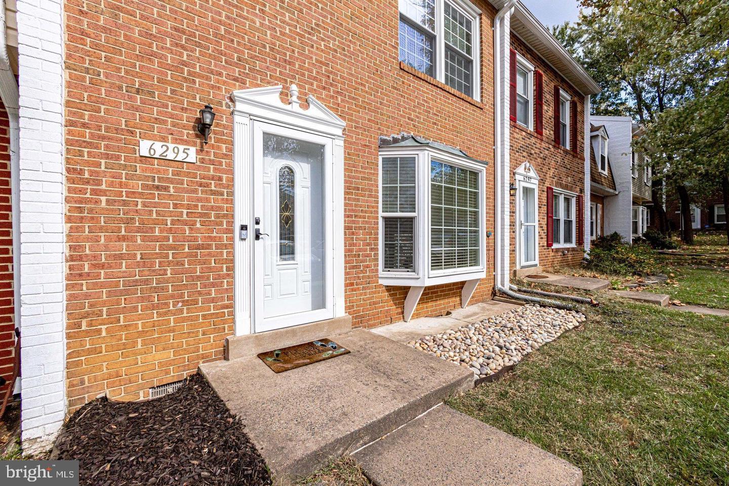 6295 Hillary Ct – photo 3