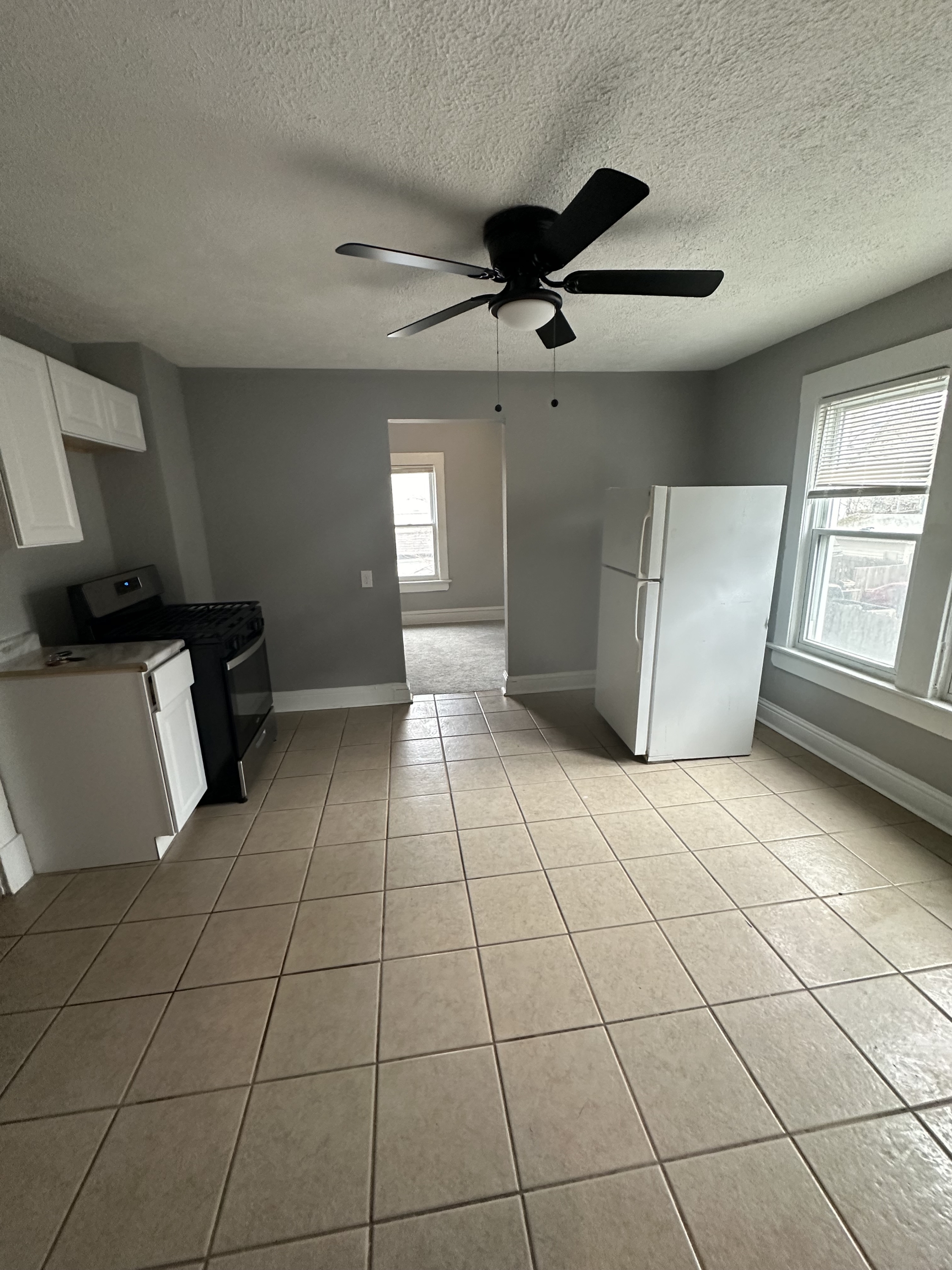 4520 Bush Ave unit 4 – photo 1