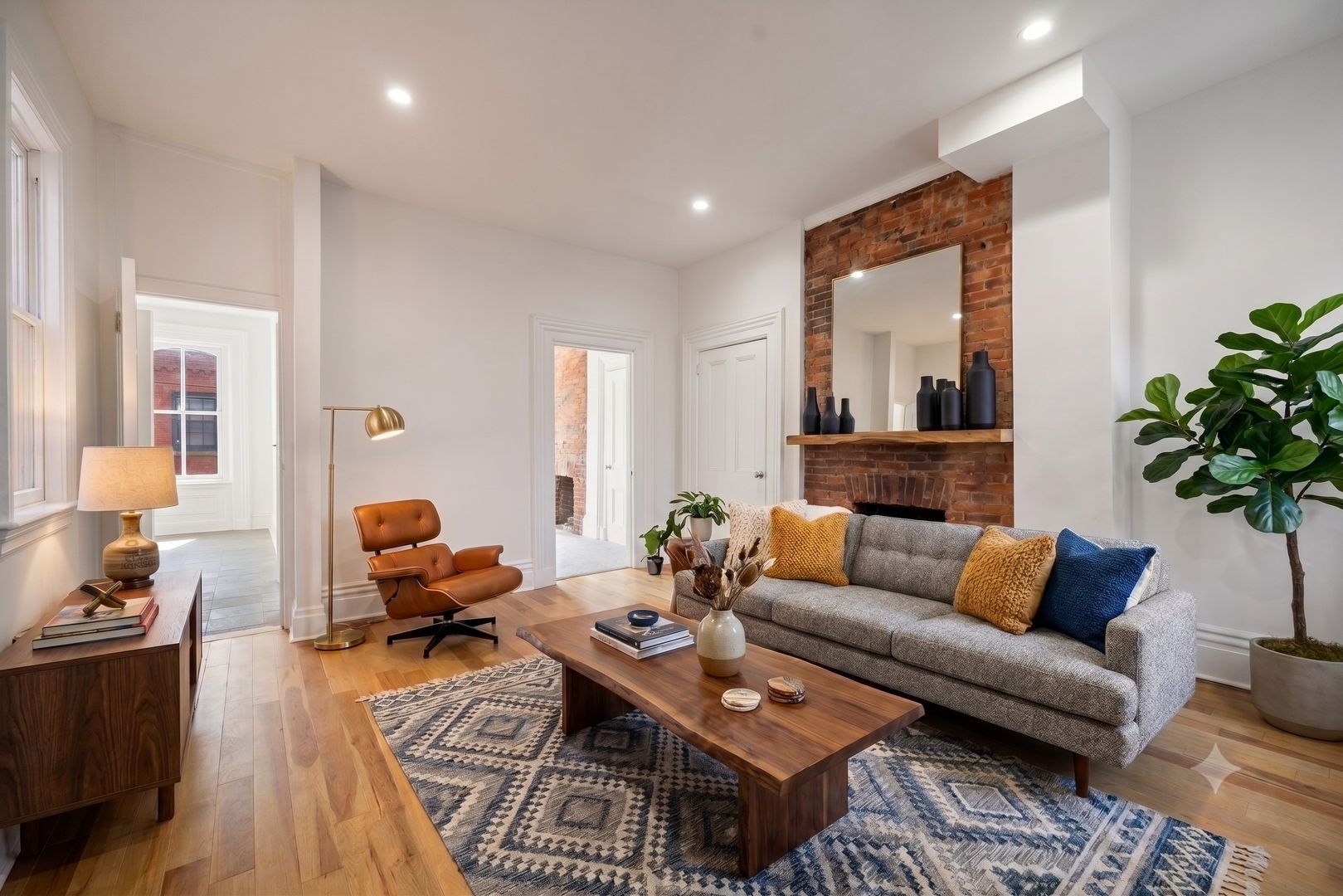 93 43rd St unit 2 – photo 1