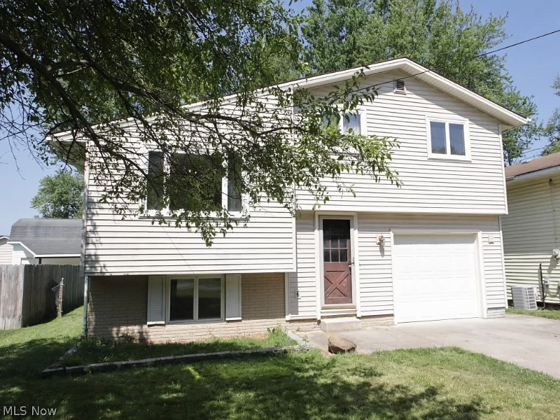 5850 Broad Blvd – photo 2