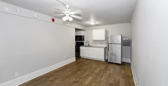 9700 Baseline Rd unit 19 – photo 2