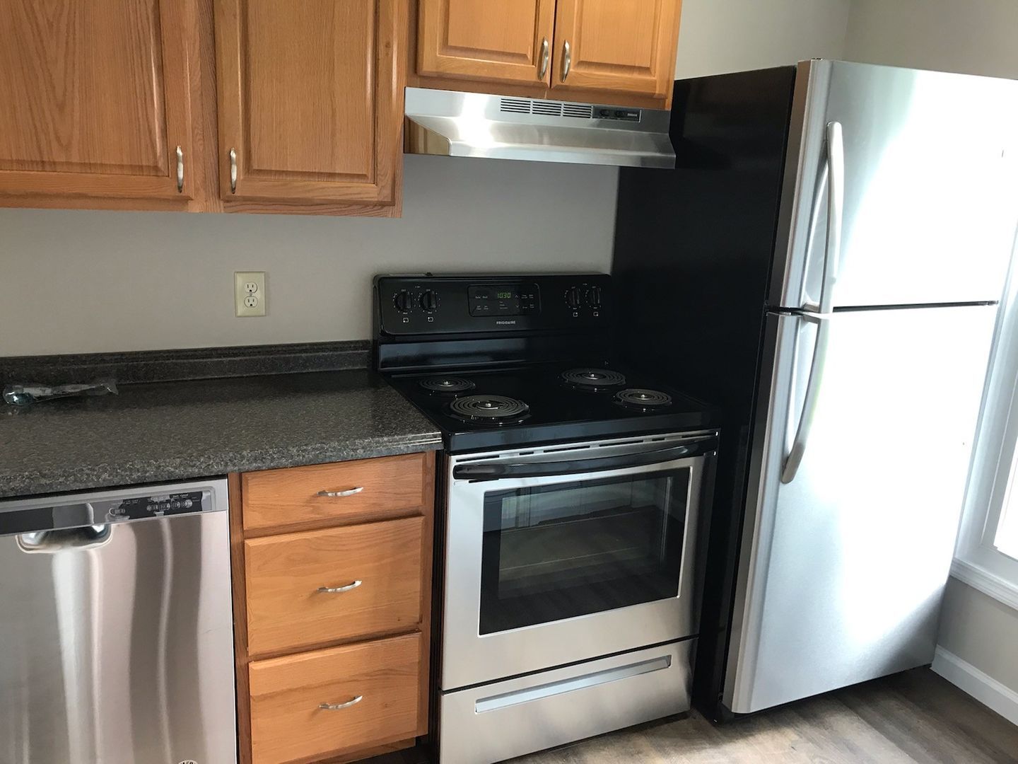 323 Eva Dr – photo 3