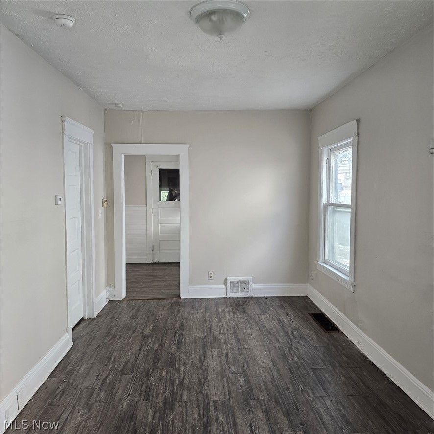10401 Bernard Ave unit 3 – photo 2