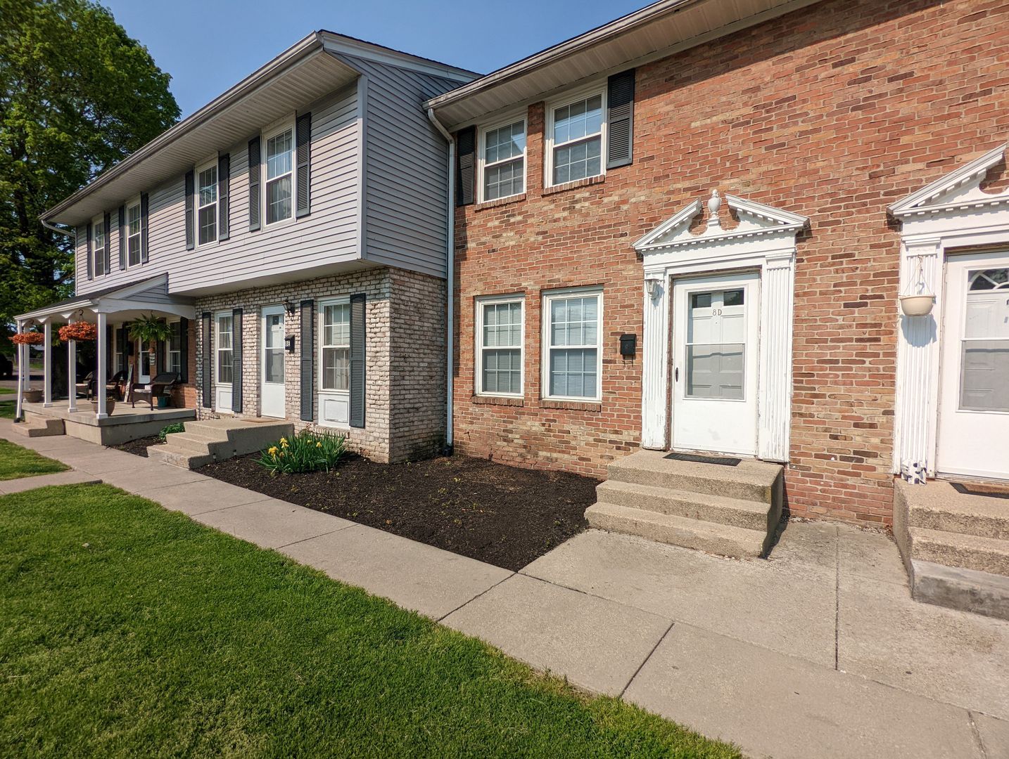 469 S 30th St unit H – photo 1