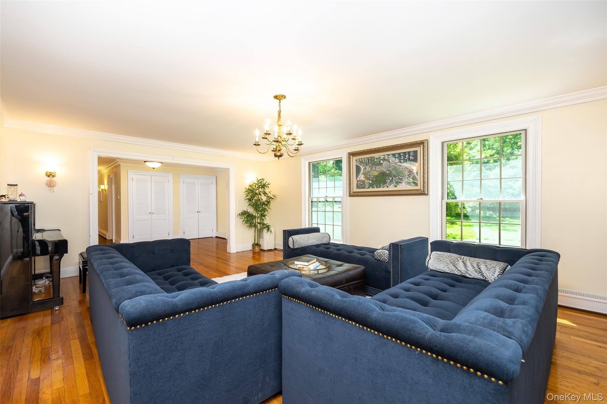 235 Centre Island Rd – photo 3