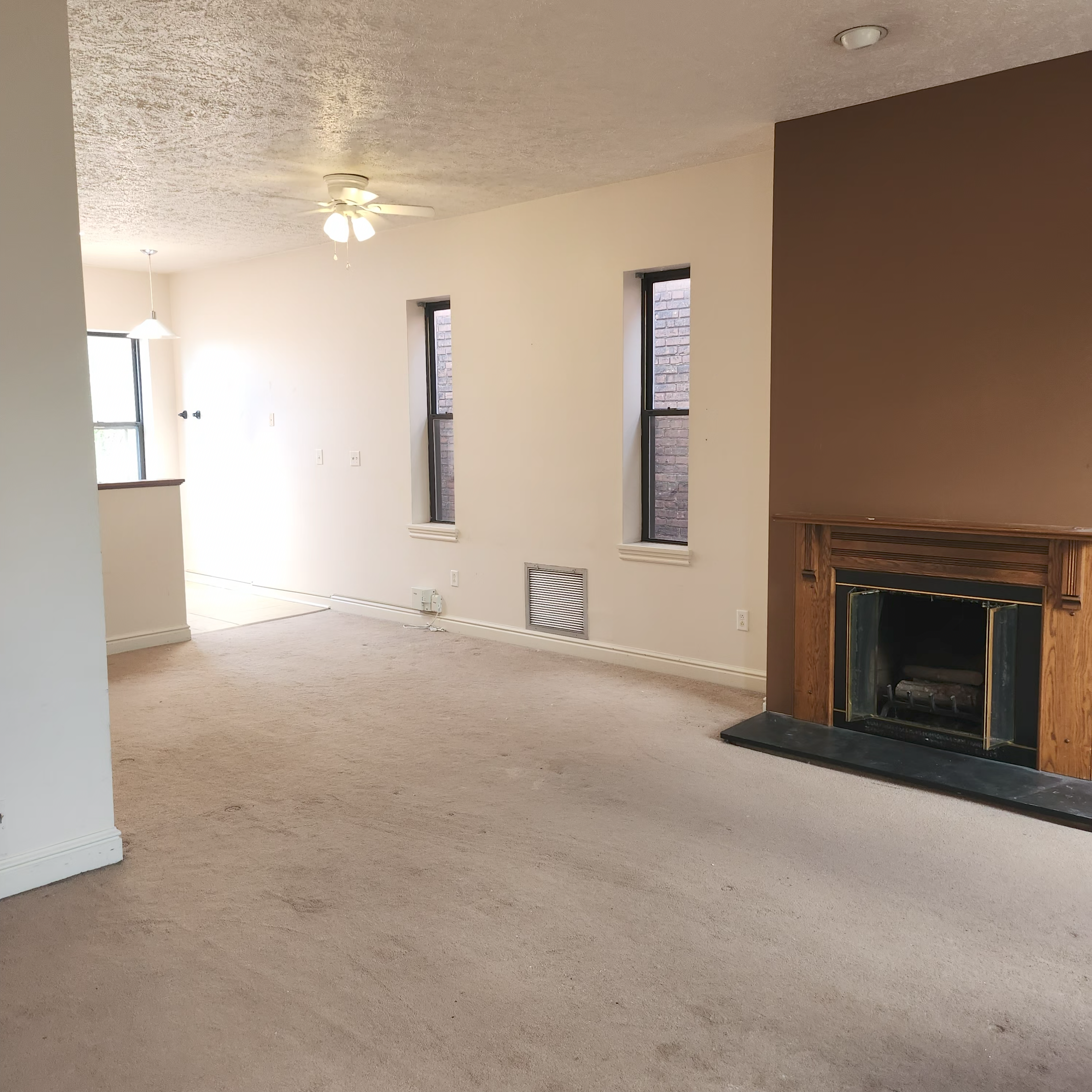 1304 Liverpool St unit 3 – photo 1