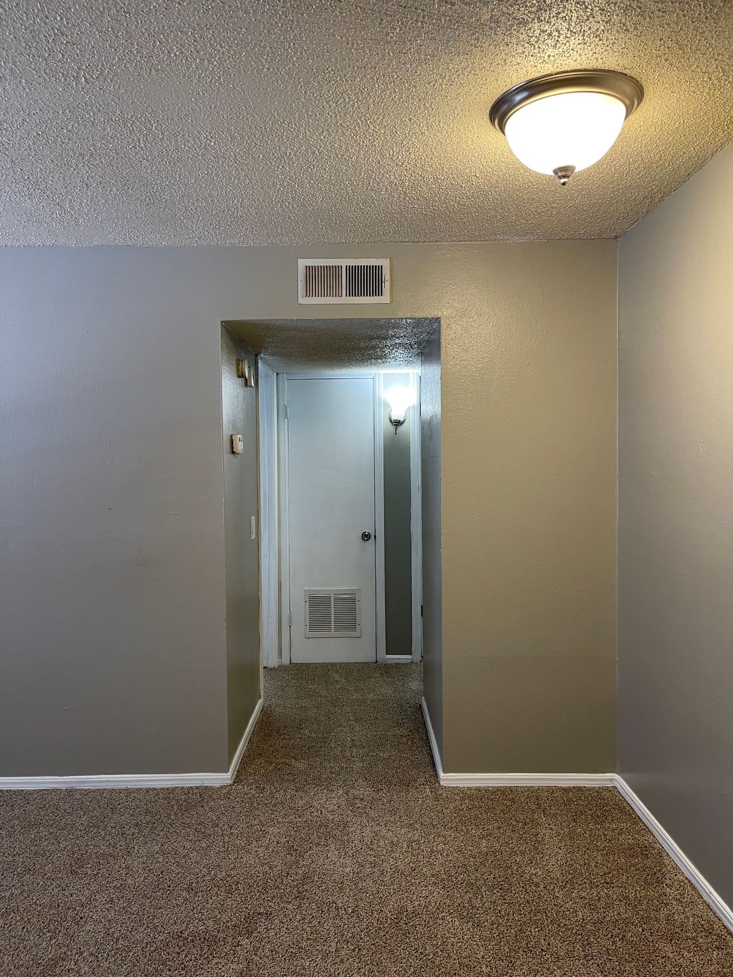 1010 Kennedy Ave unit 1020 – photo 5