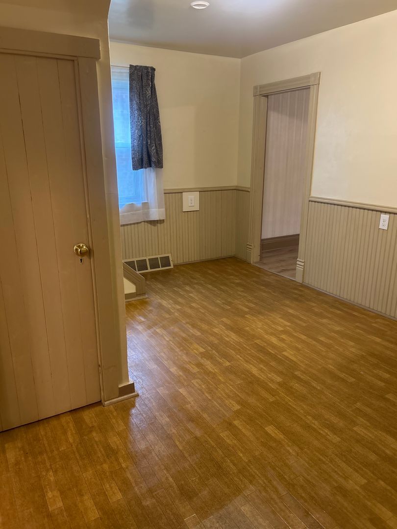 728 7th St – photo 5