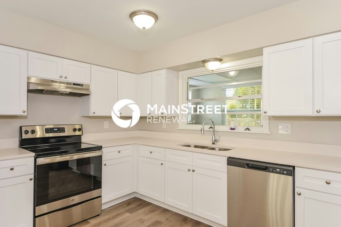 2300 23rd Ave W – photo 5