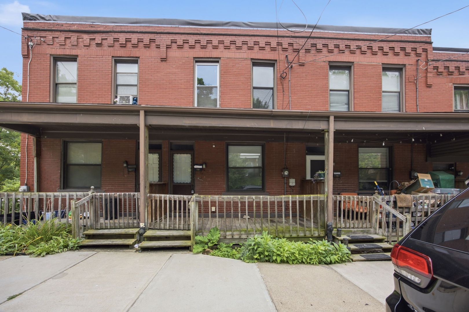 225 Luray St unit 219 Luray Street – photo 2