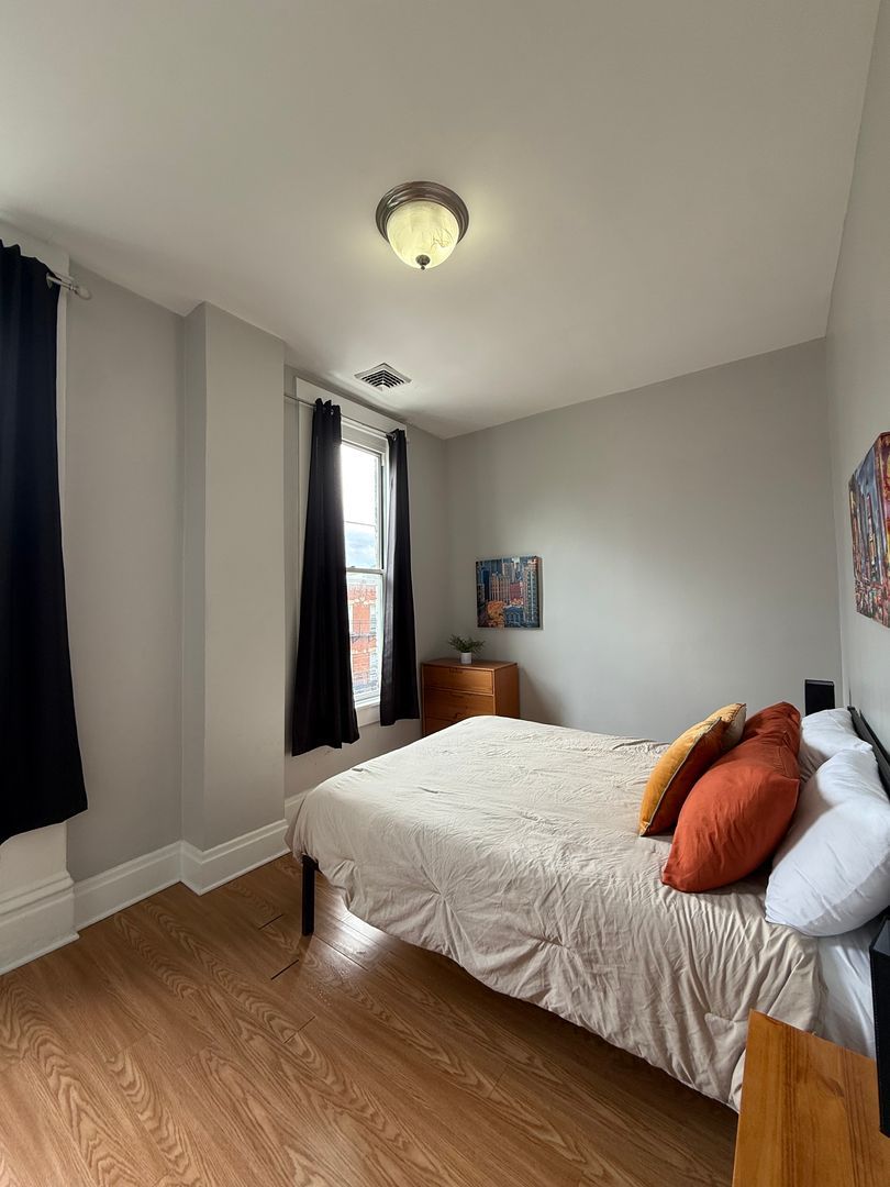 2134 E Carson St unit #2 – photo 4