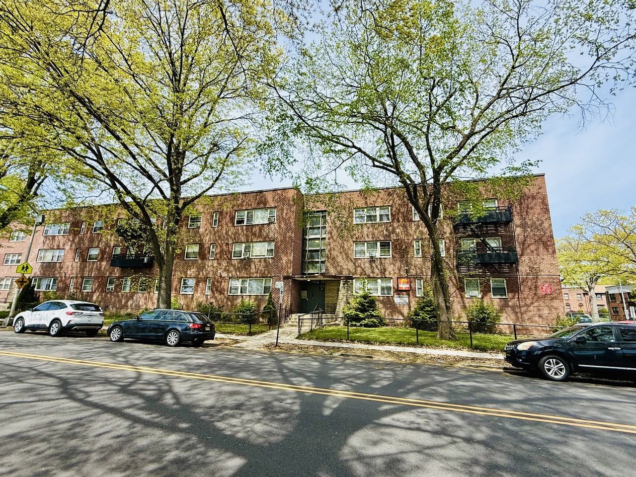 68 Elmwood Ave unit S – photo 1