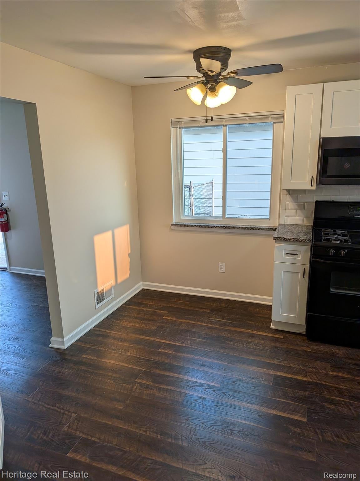 30760 Palmer St – photo 5