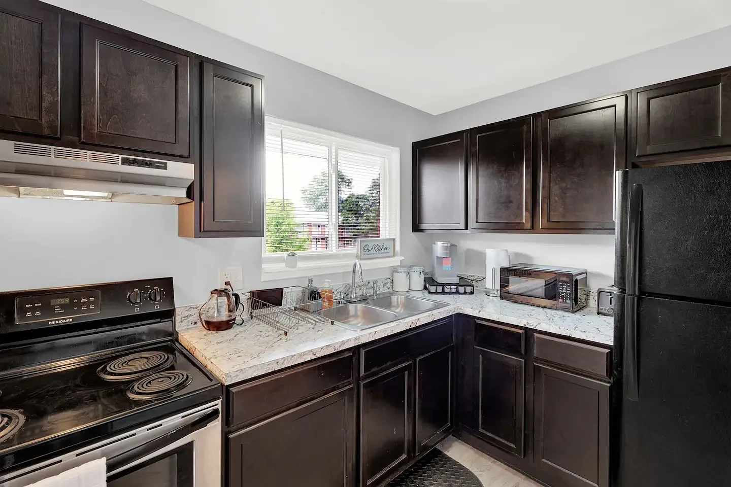Ava Sterling Apartments – photo 1