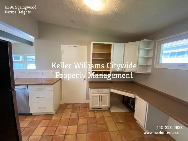 6396 Springwood Rd – photo 5