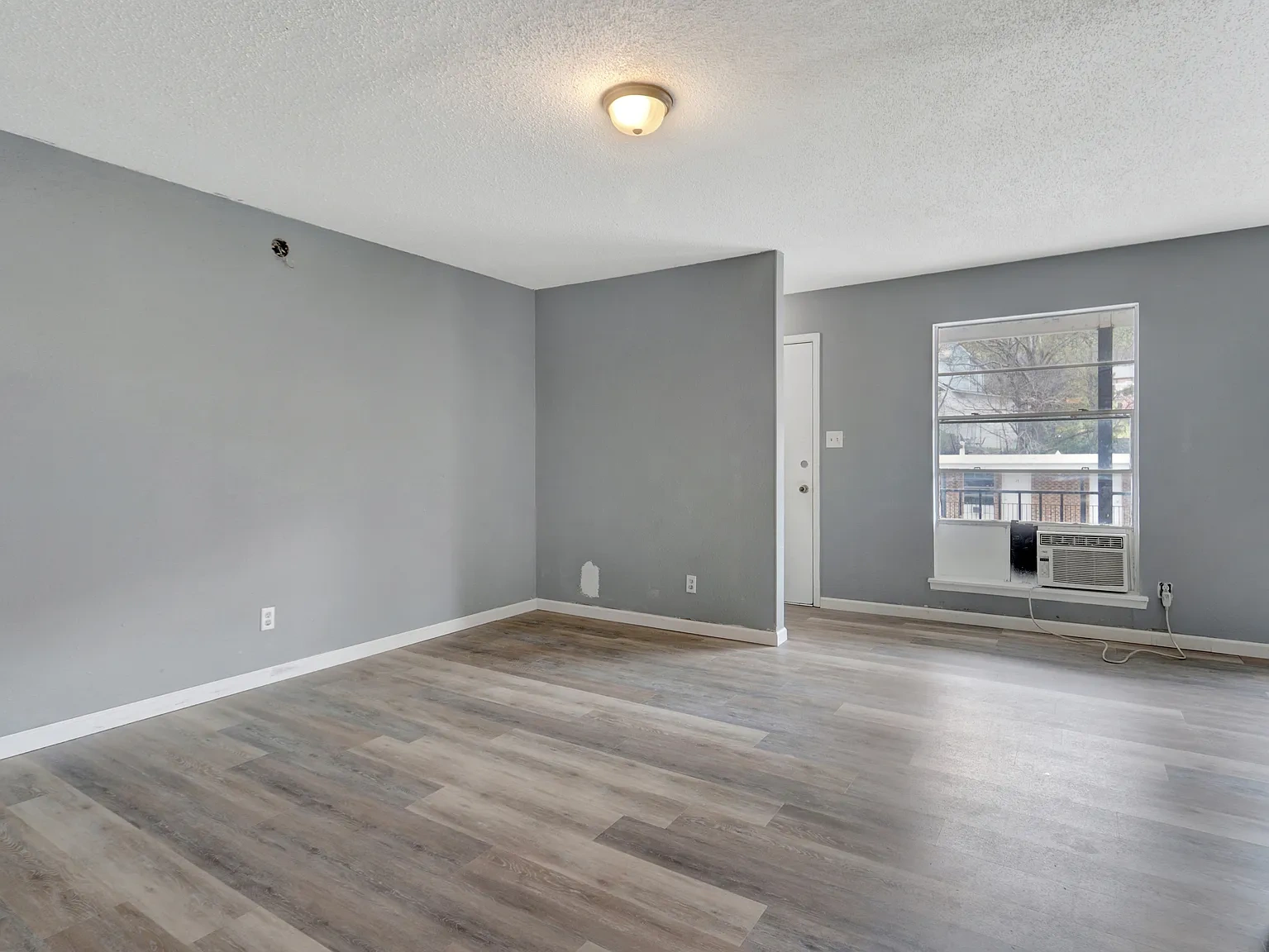 Greenbriar Apartments – photo 2