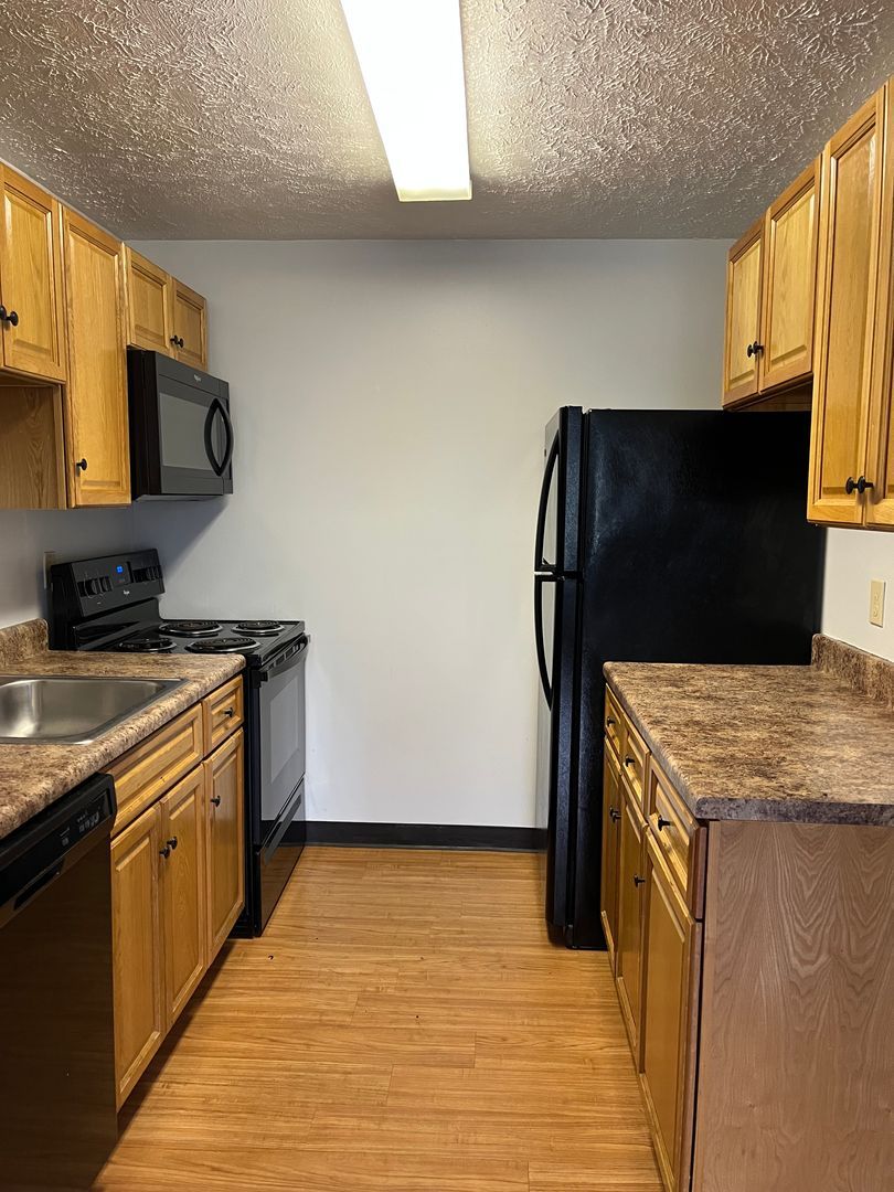 335 Sterling Ave unit B202 – photo 3