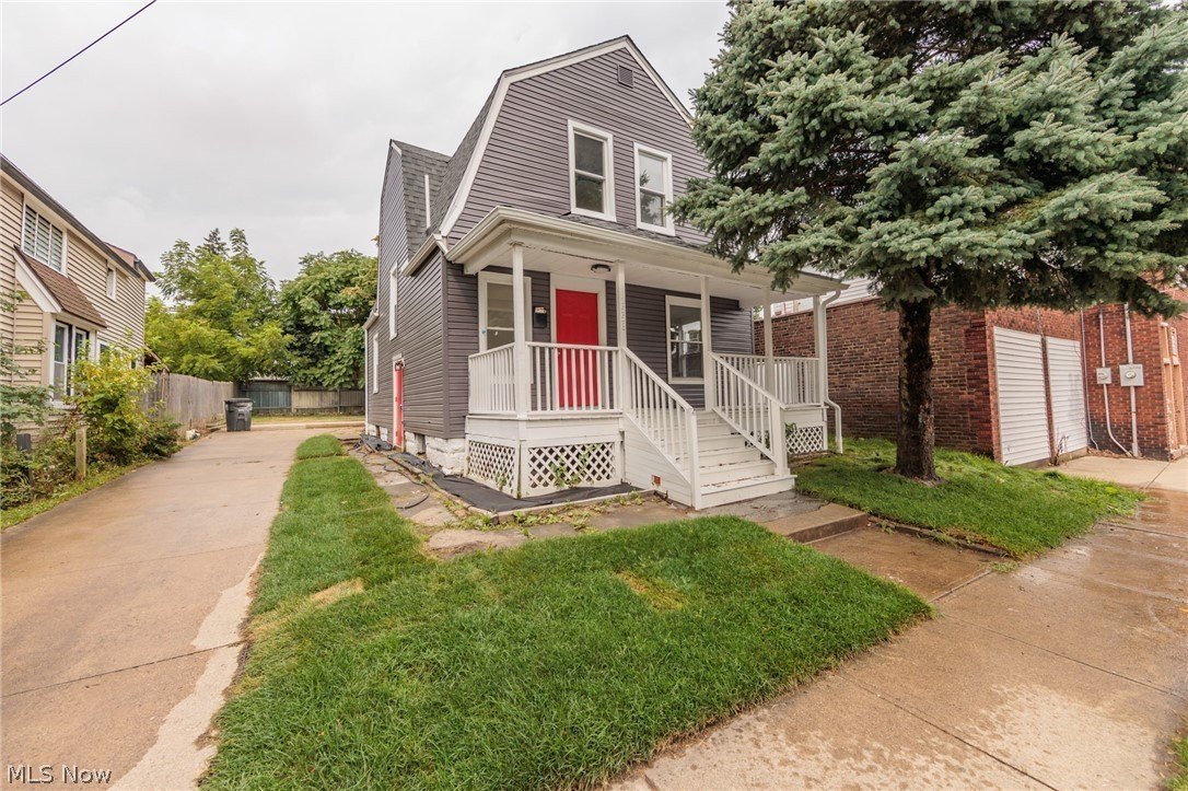 1558 Winchester Ave – photo 1