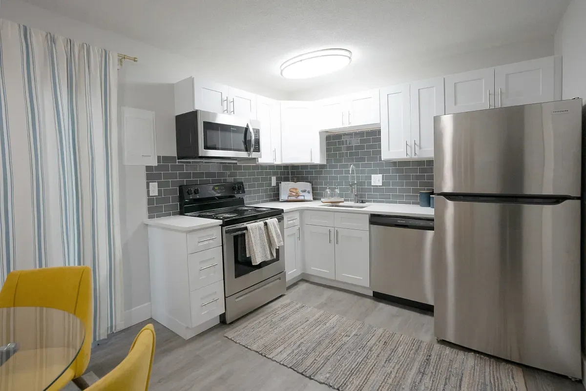 Spanish Lake Townhomes – photo 4