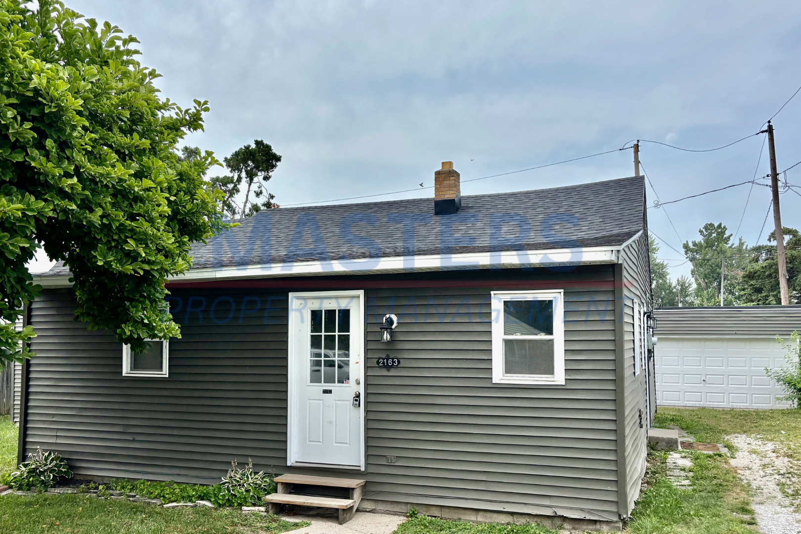 2163 Hoops Dr – photo 1