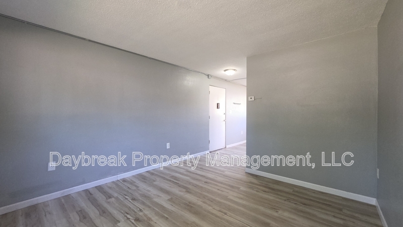 32 10th Ave N unit # 6 – photo 2