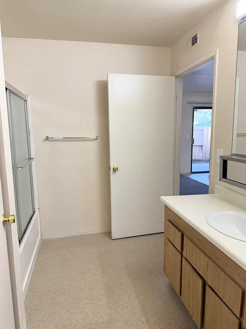WESTMARC APARTMENT HOMES – photo 4