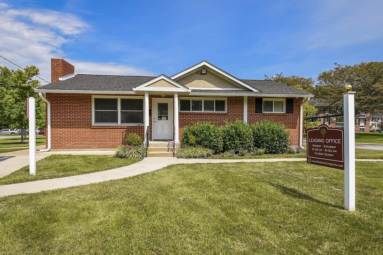Chesapeake Village Apartments – photo 2