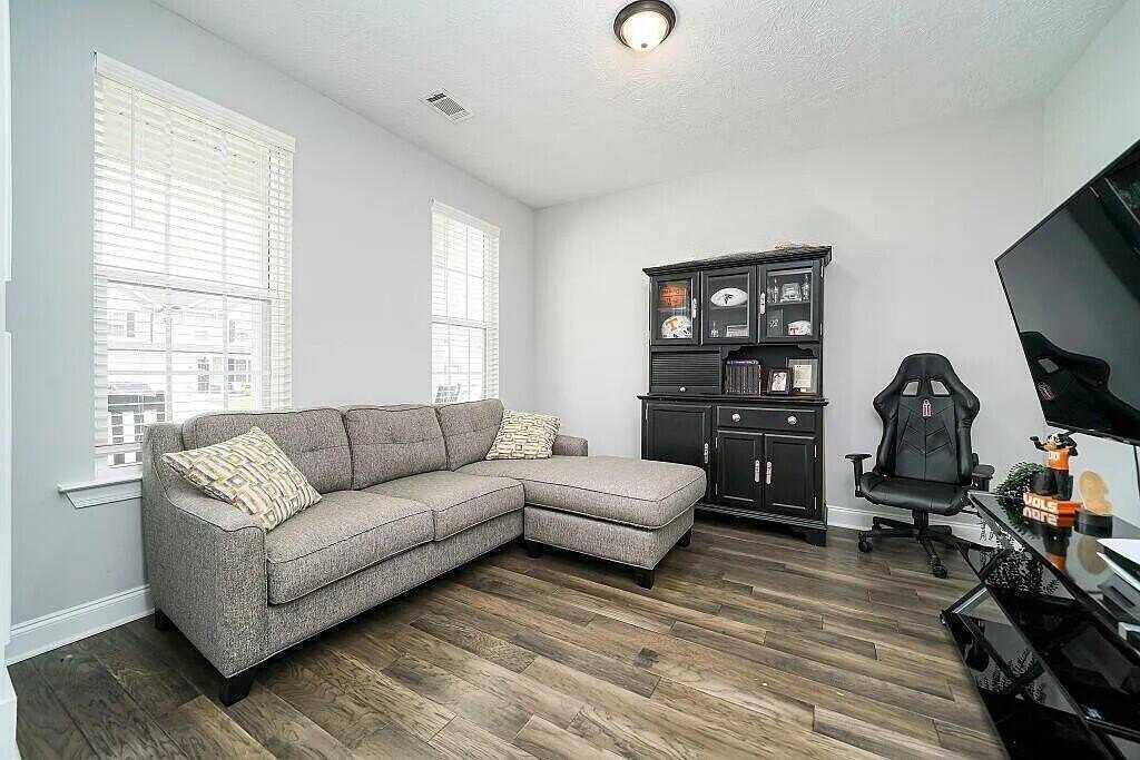 448 Arrowwood Dr – photo 4