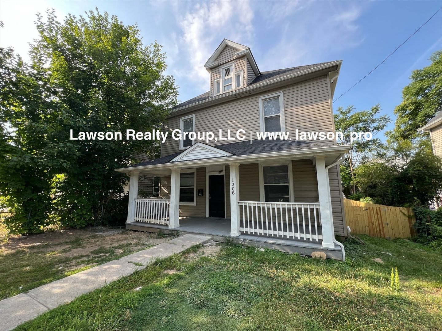 1208 Chapman Ave SW – photo 3