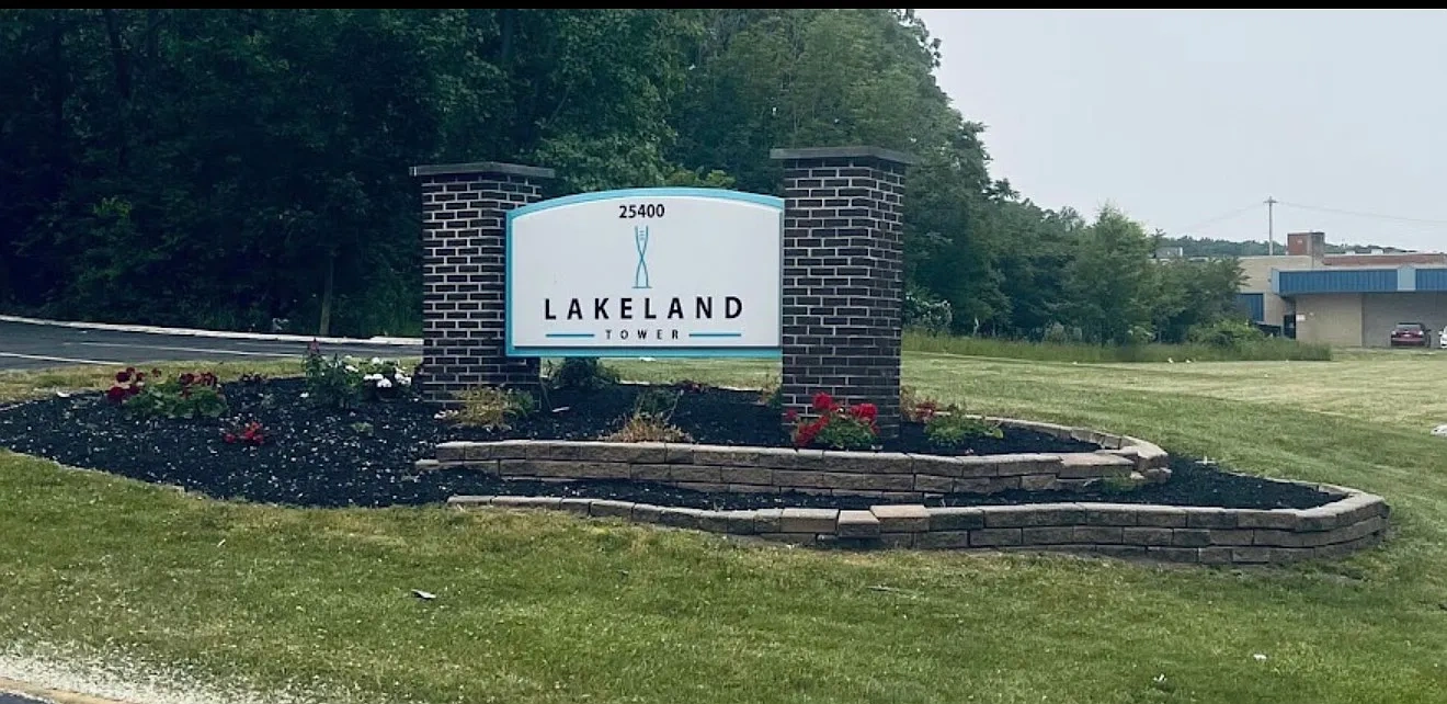 Lakeland Tower – photo 1