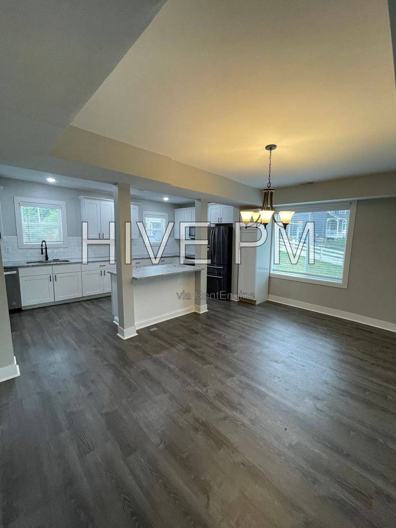 5735 Peabody Ave – photo 5