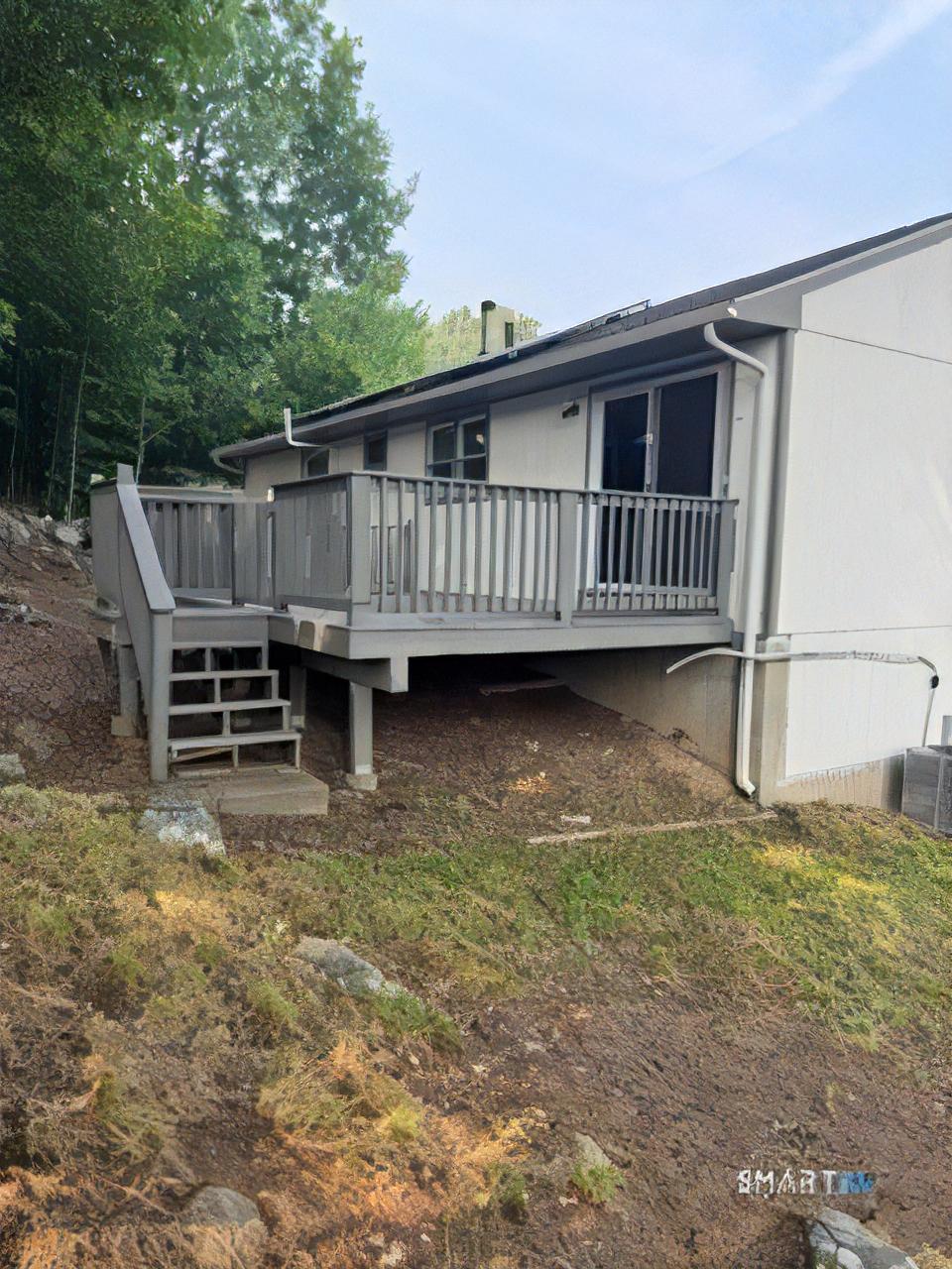 222 Osborn Rd – photo 3