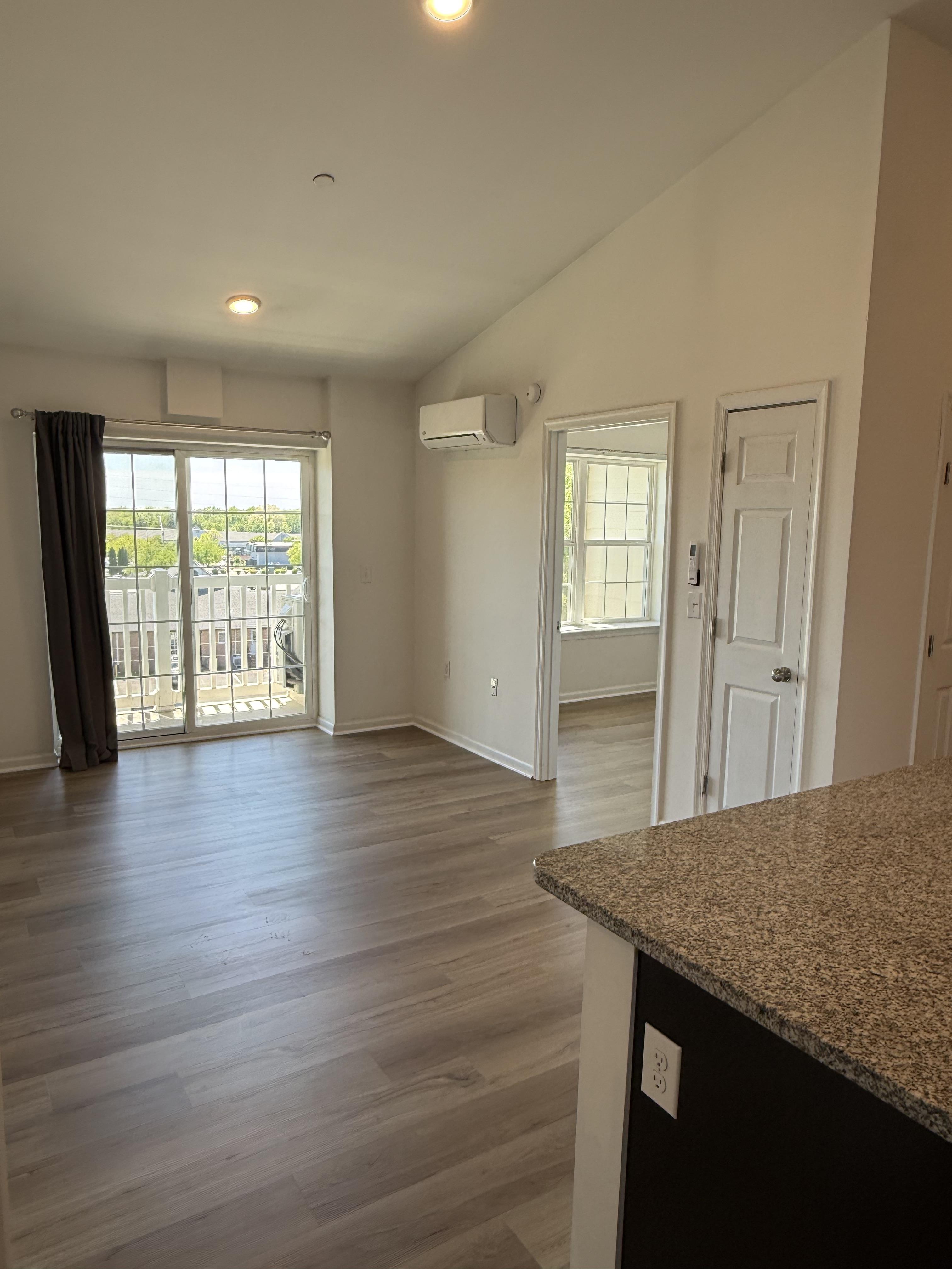 480 Main St unit 1000 B – photo 4