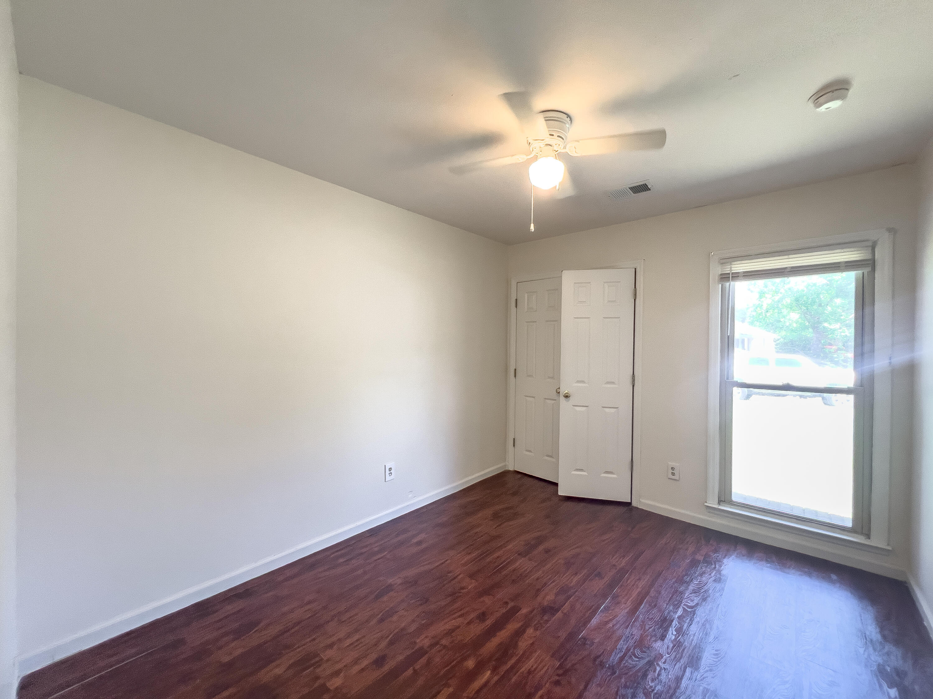 215 Ruffin Rd – photo 5