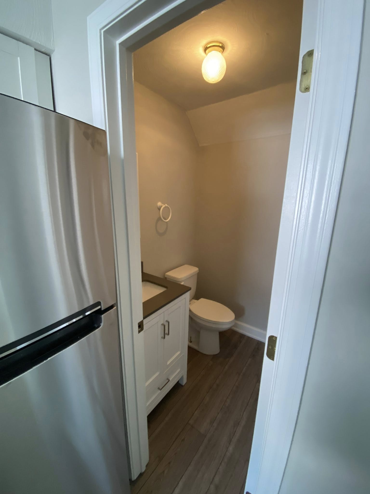 205 2nd St E unit 6 – photo 2