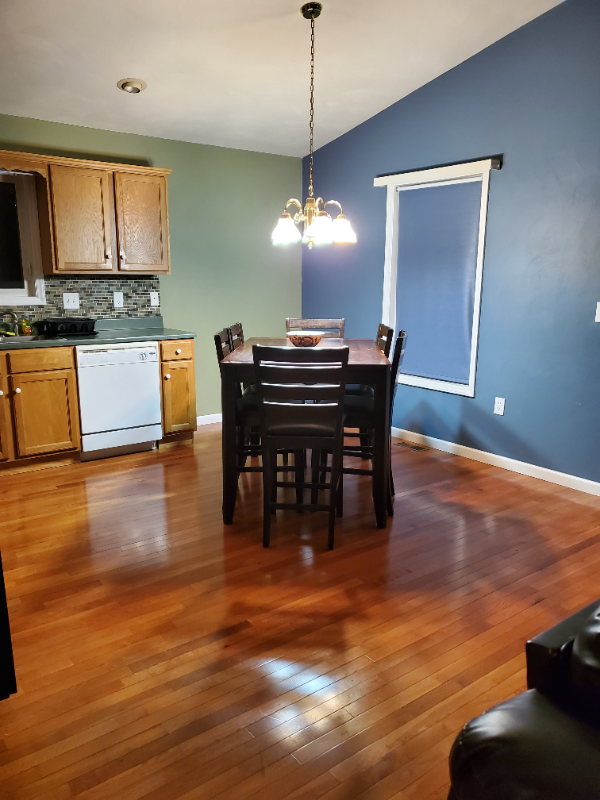 770 Riverland Rd SE unit A – photo 2