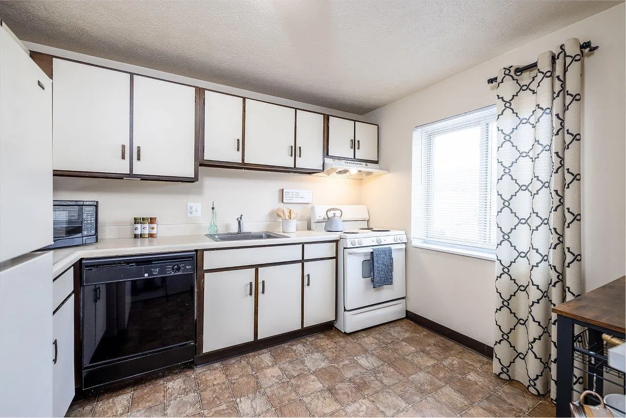Park Place of South Park Apartment Homes – photo 5