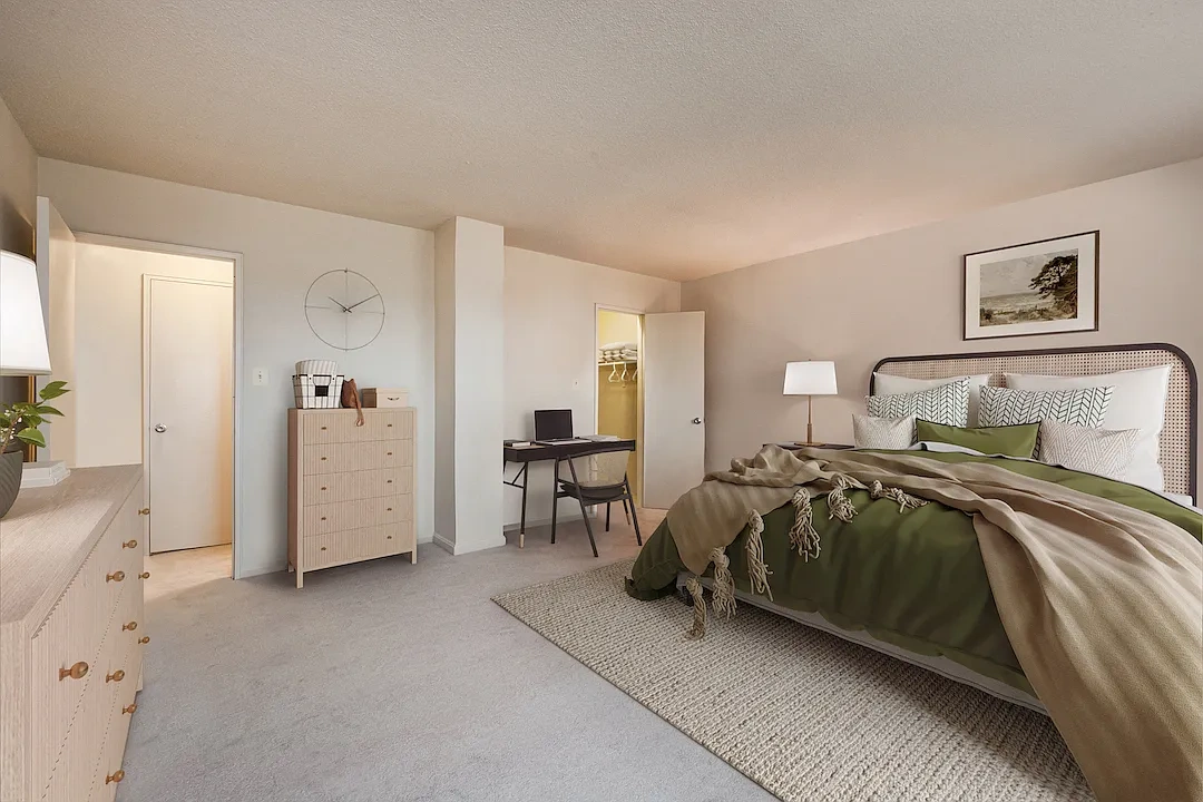 Claridge House – photo 2
