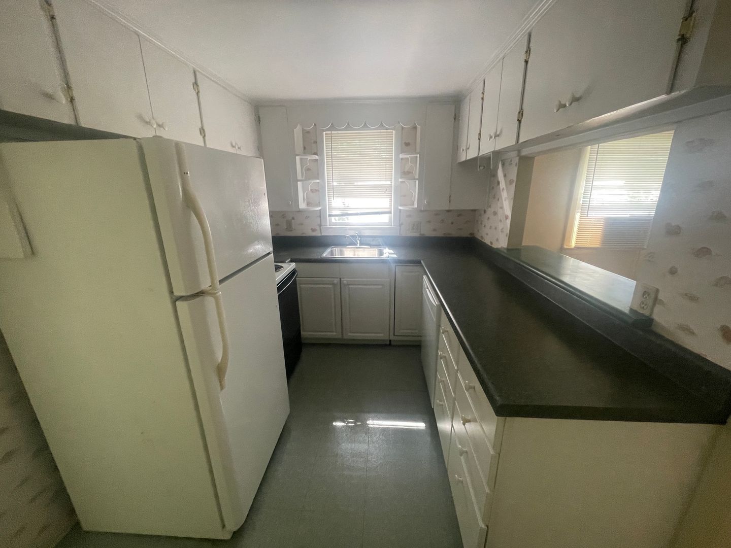 4902 Franklin Ave – photo 5