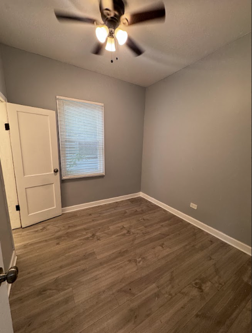 12219 S Lowe Ave – photo 4