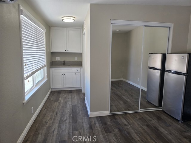 7215 Lyons Ave unit 1 – photo 1