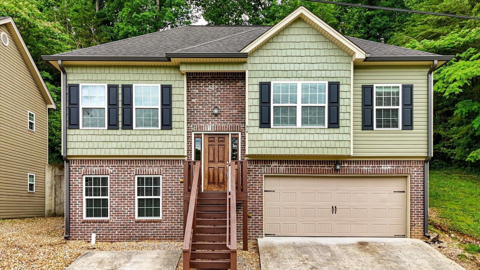816 Altamont Rd – photo 1