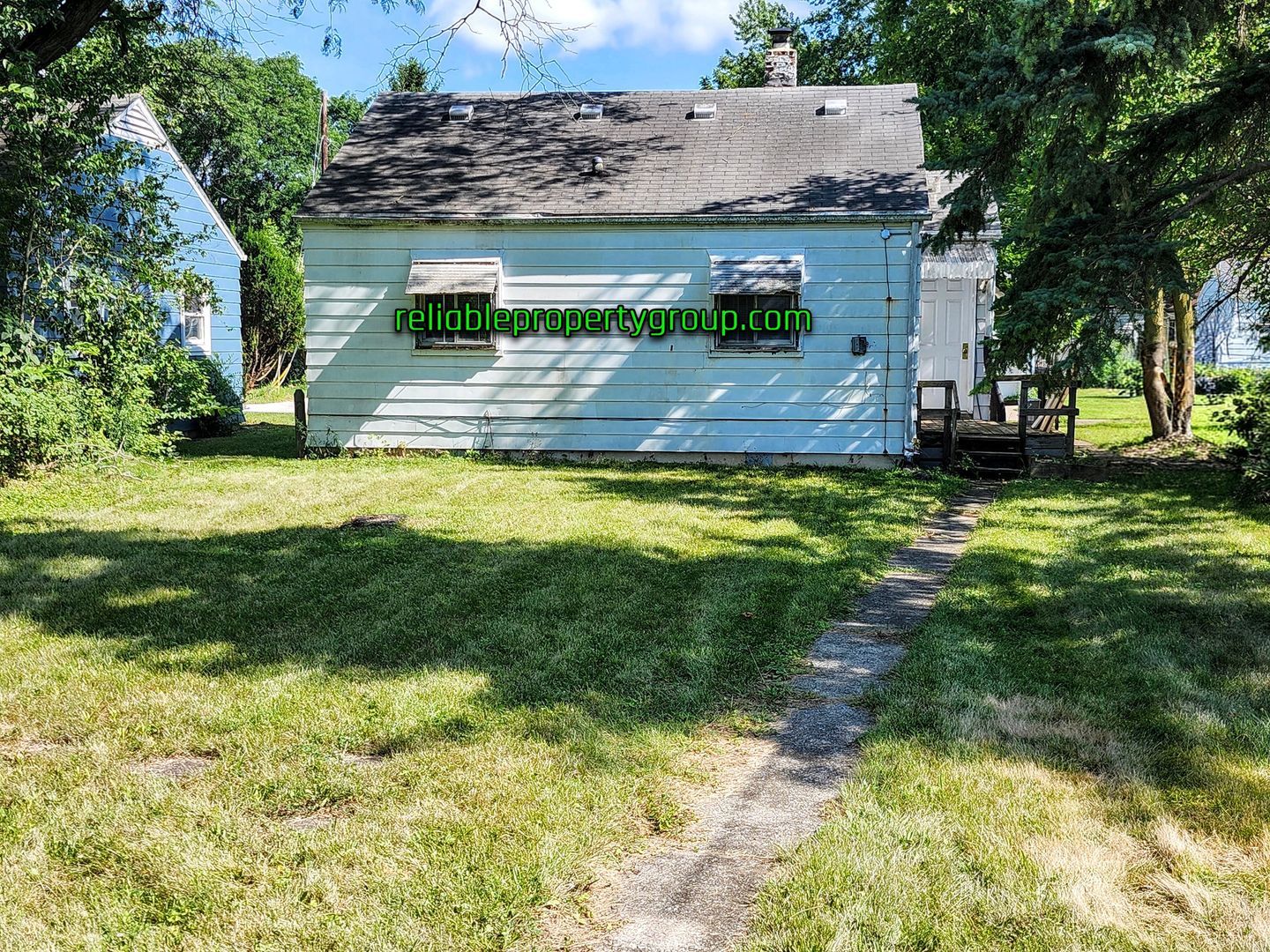 1018 Baxter St – photo 2