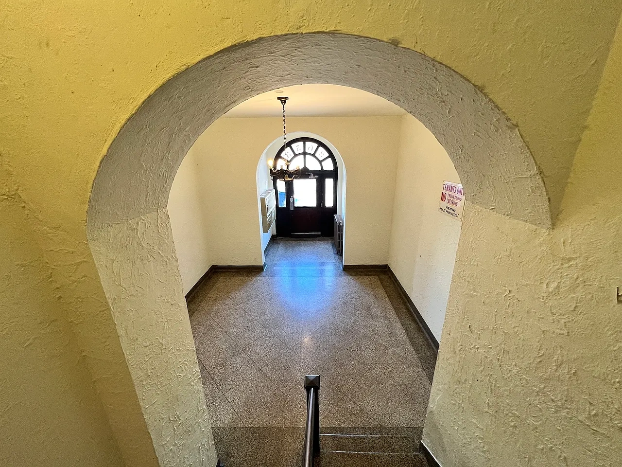 P Building – photo 4
