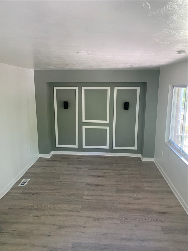 1371 Crucible St – photo 3