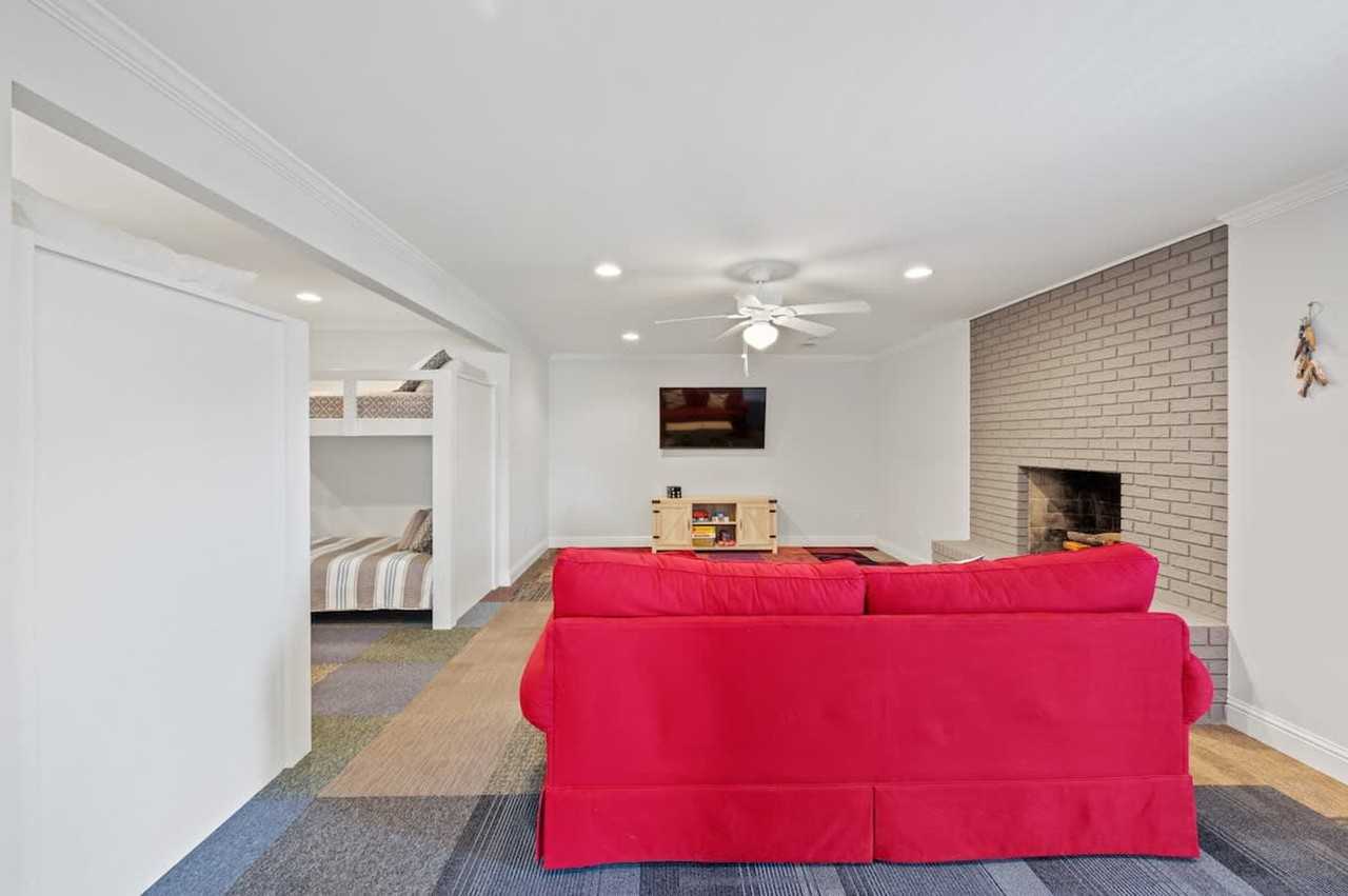 124 Clack Cir unit 1594704P – photo 5